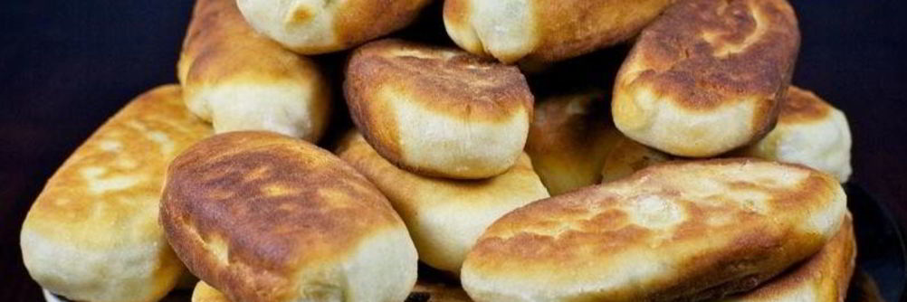 Пирожки, жареные на сковороде