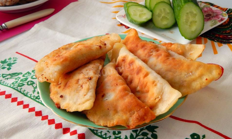 Рецепт пирожков жареных во фритюре с мясом