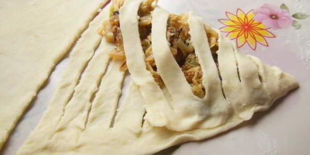 плетеные пирожки из творожного теста