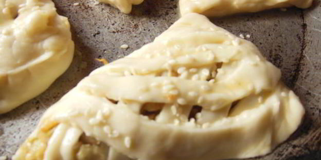 плетеные пирожки из творожного теста