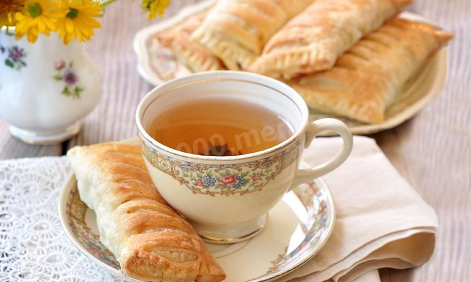 Рецепт слоеных пирожков с курицей