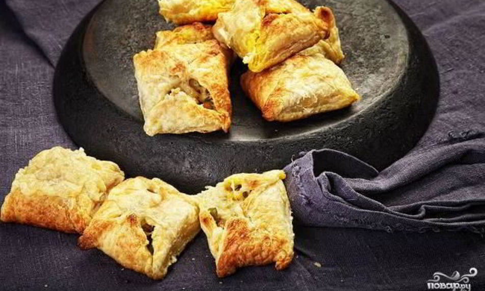 Рецепт слоеных пирожков с овощной начинкой