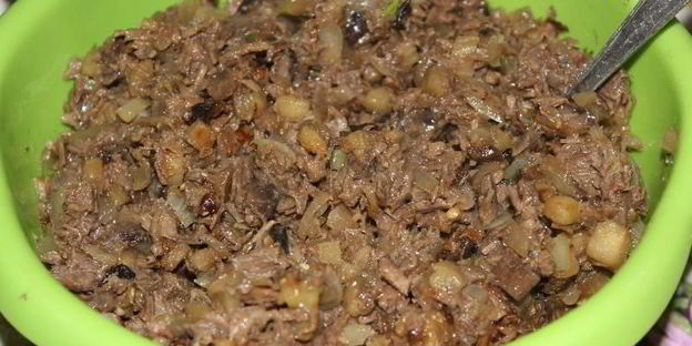 жареные пирожки с баклажанами мясом и грибами