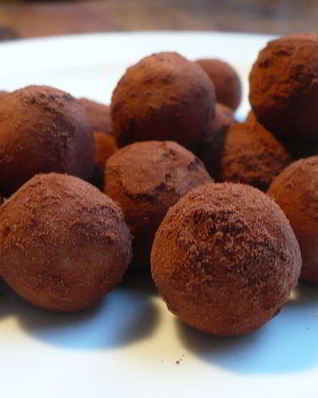 Пирожное Картошка из марципана