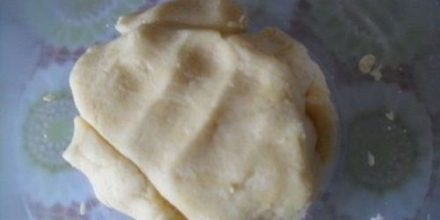 пирожное сникерс с малиной