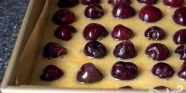 пирожные с вишней