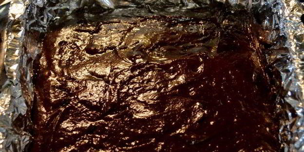 шоколадно-карамельный брауни