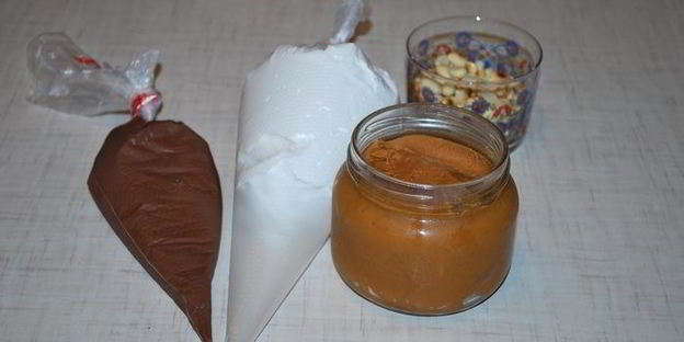 шоколадно-мятные пирожные с арахисовой пастой