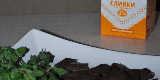 шоколадно-мятные пирожные с арахисовой пастой