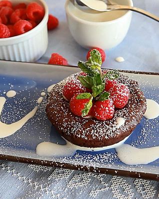 Шоколадные пирожные Фондан