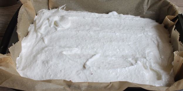 яблочно кокосовoе пирожное