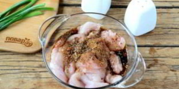 пицца из куриного филе с сыром и брокколи