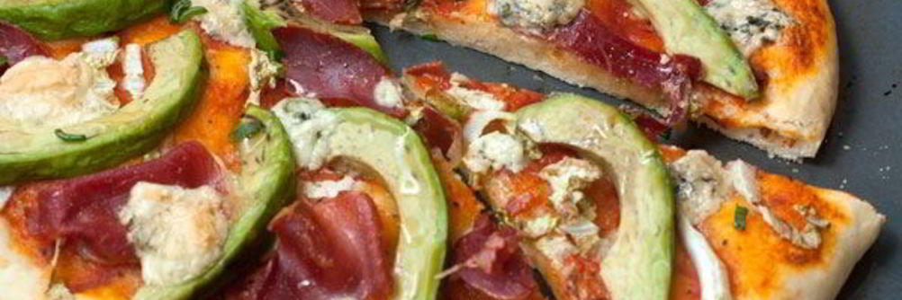 Пицца с авокадо