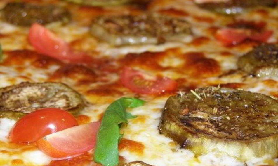 Рецепт пиццы с баклажанами