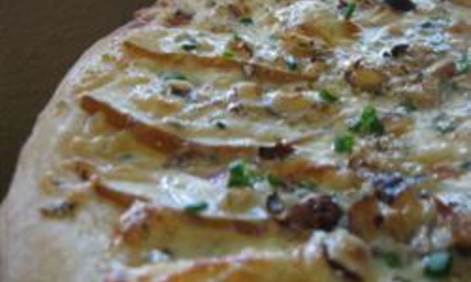 Рецепт пиццы с грушами и голубым сыром