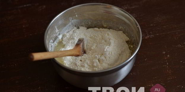 пицца с колбасой