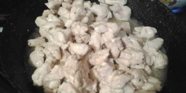 пицца с куриным филе и картофелем