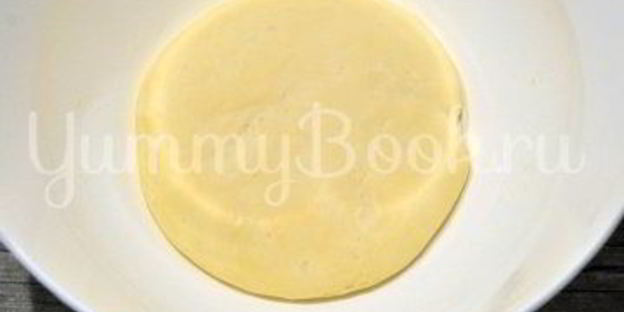 пицца с курицей, грибами и ананасами