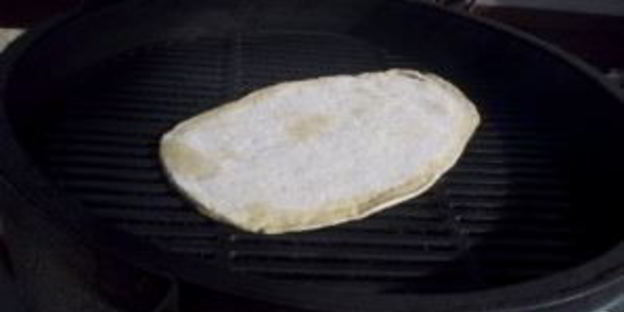 пицца с лососем