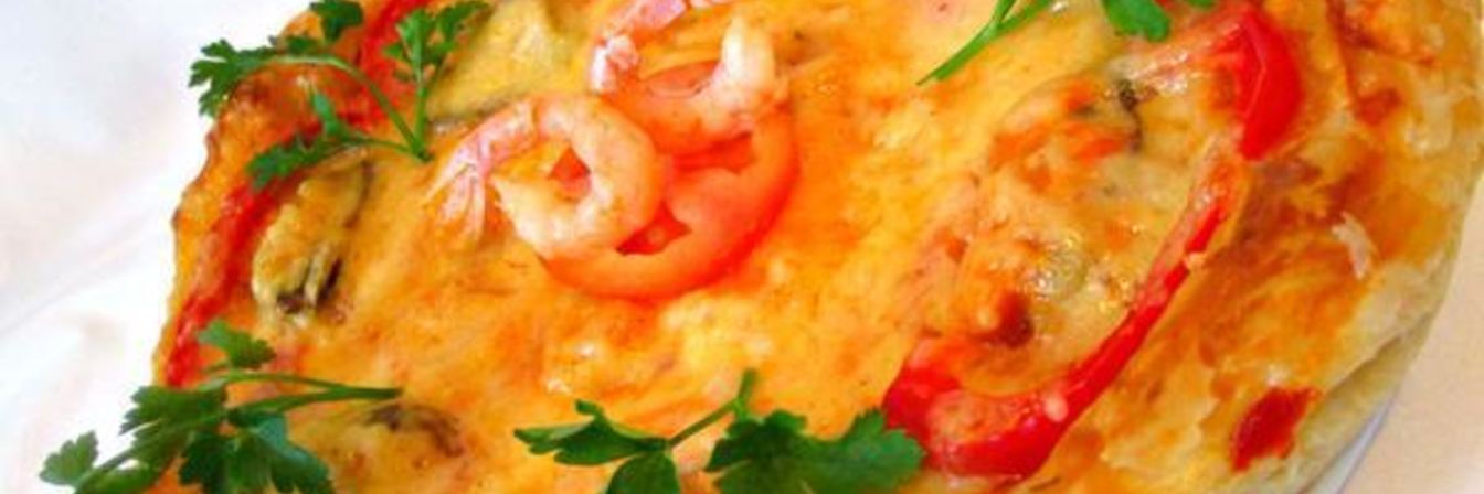 Пицца с морепродуктами и овощами