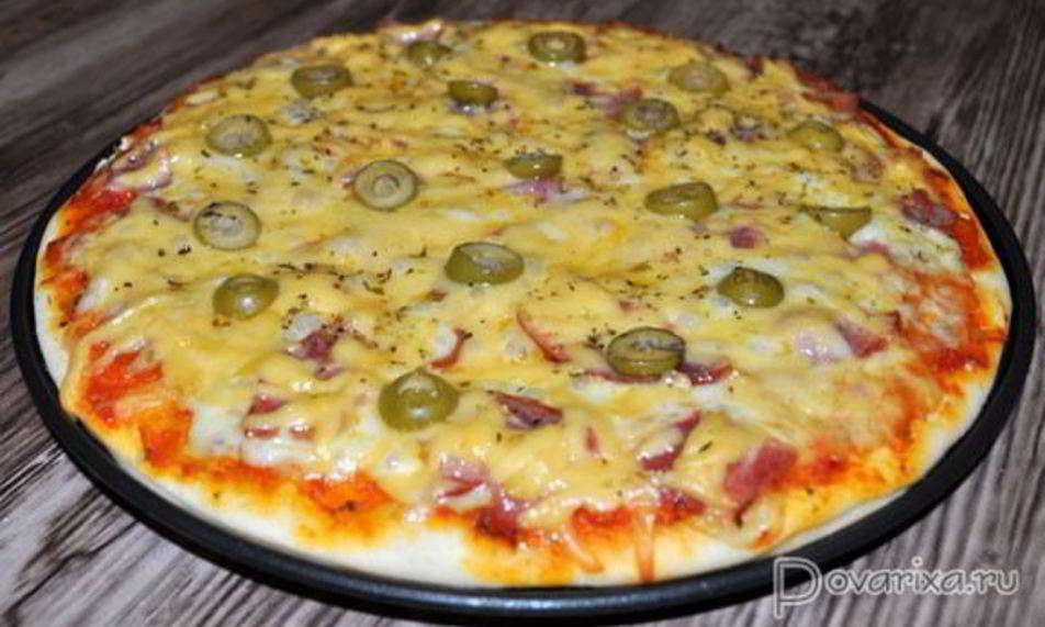 Рецепт пиццы с ветчиной и сыром