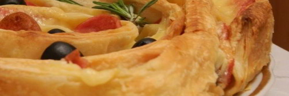 Пицца с ветчиной