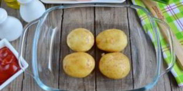 пицца в картофельных лодочках