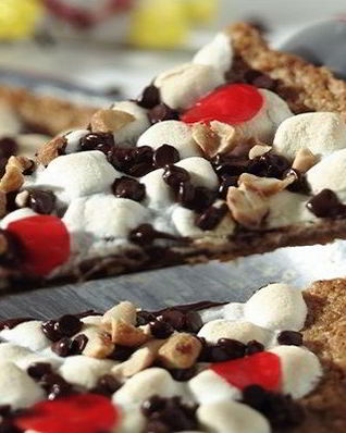 Сладкая пицца