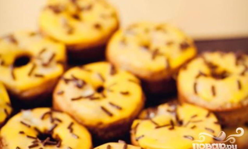 Рецепт банановых пончиков в глазури