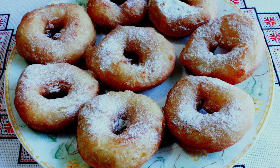 Рецепт быстрых пончиков на кефире