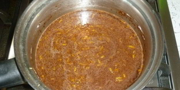 пончики на кефире с пряным сахаром и шоколадным соусом