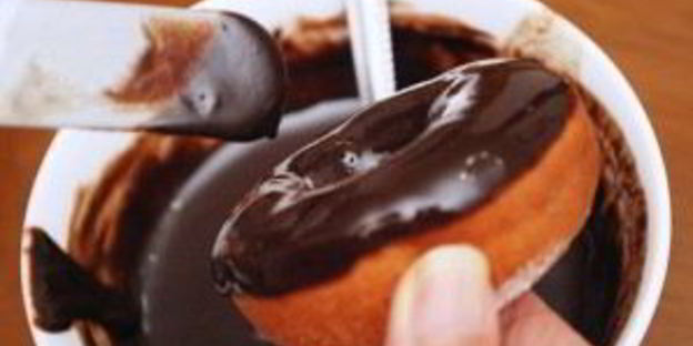 пончики с шоколадом