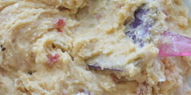 творожные пончики с малиной