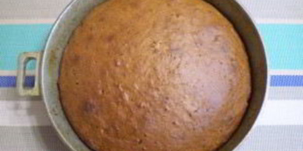 коврижка с вареньем на кефире