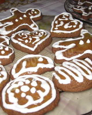 Новогодние имбирные пряники с глазурью