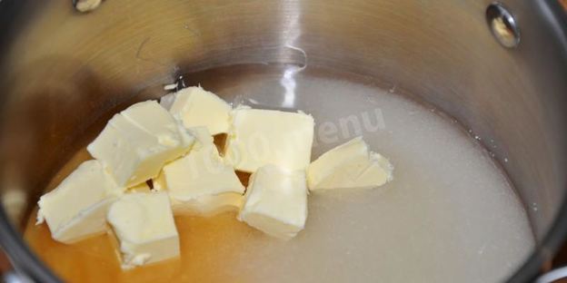 новогодний пряничный домик с глазурью