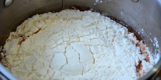 новогодний пряничный домик с глазурью