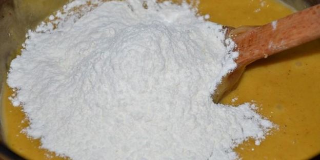 новогодний пряничный домик с глазурью