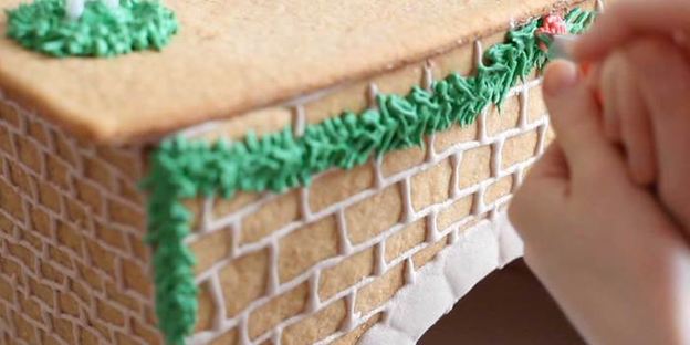 пряничный камин