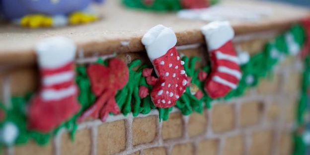 пряничный камин