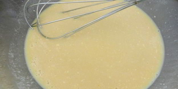 рулетики с корицей и изюмом