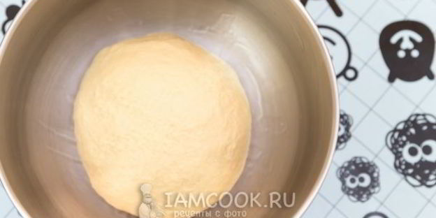 рулетики с марципаном и миндалем