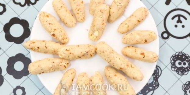 рулетики с марципаном и миндалем