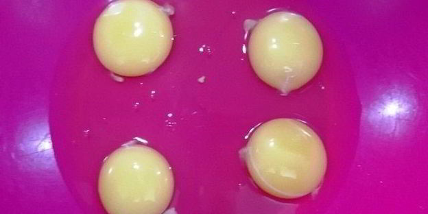 классическая шарлотка с яблоками и нектаринами