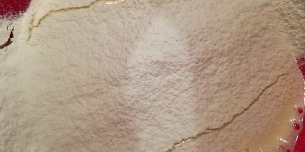 классическая шарлотка с яблоками и нектаринами