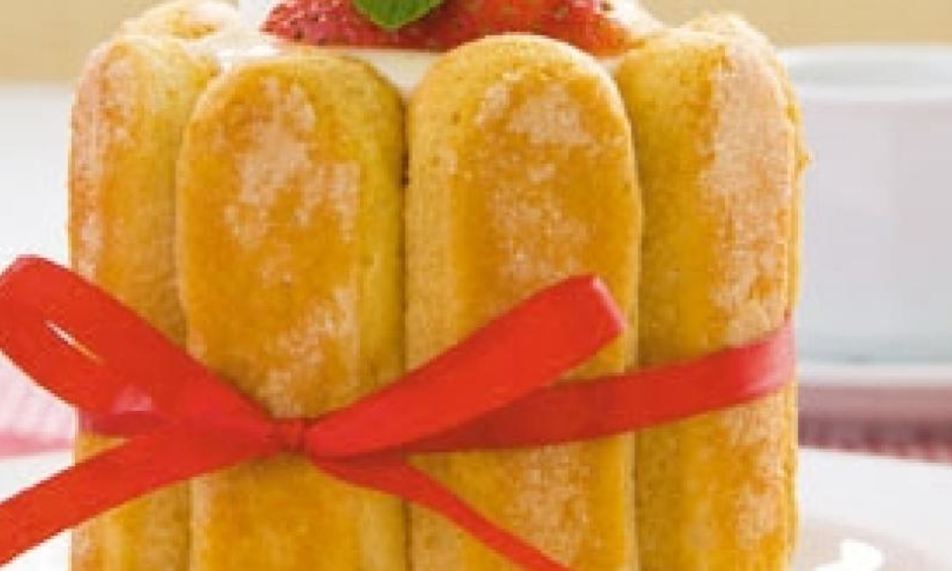 Рецепт клубничной шарлотки