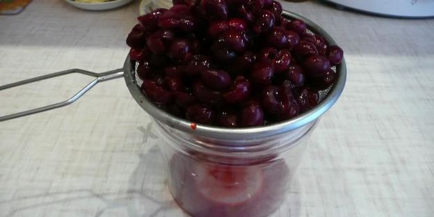 пирог с вишней в мультиварке типа шарлотка