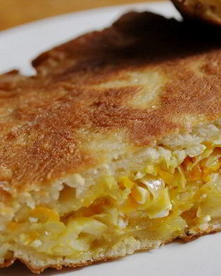 Пирог Шарлотка с капустой