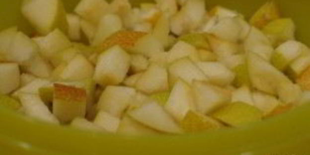 шарлотка из груш