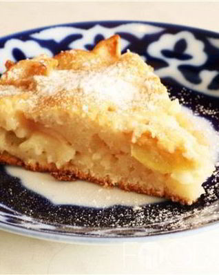 Шарлотка на сметане